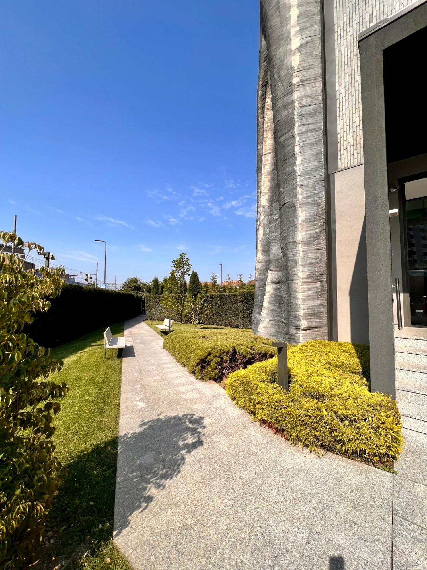Welcome To Art Building - Comfort & Elegant Flat Apartment